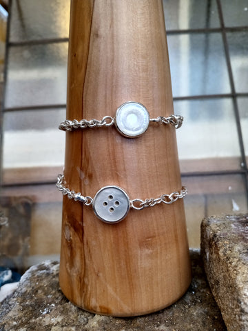 Mother of pearl button bracelet
